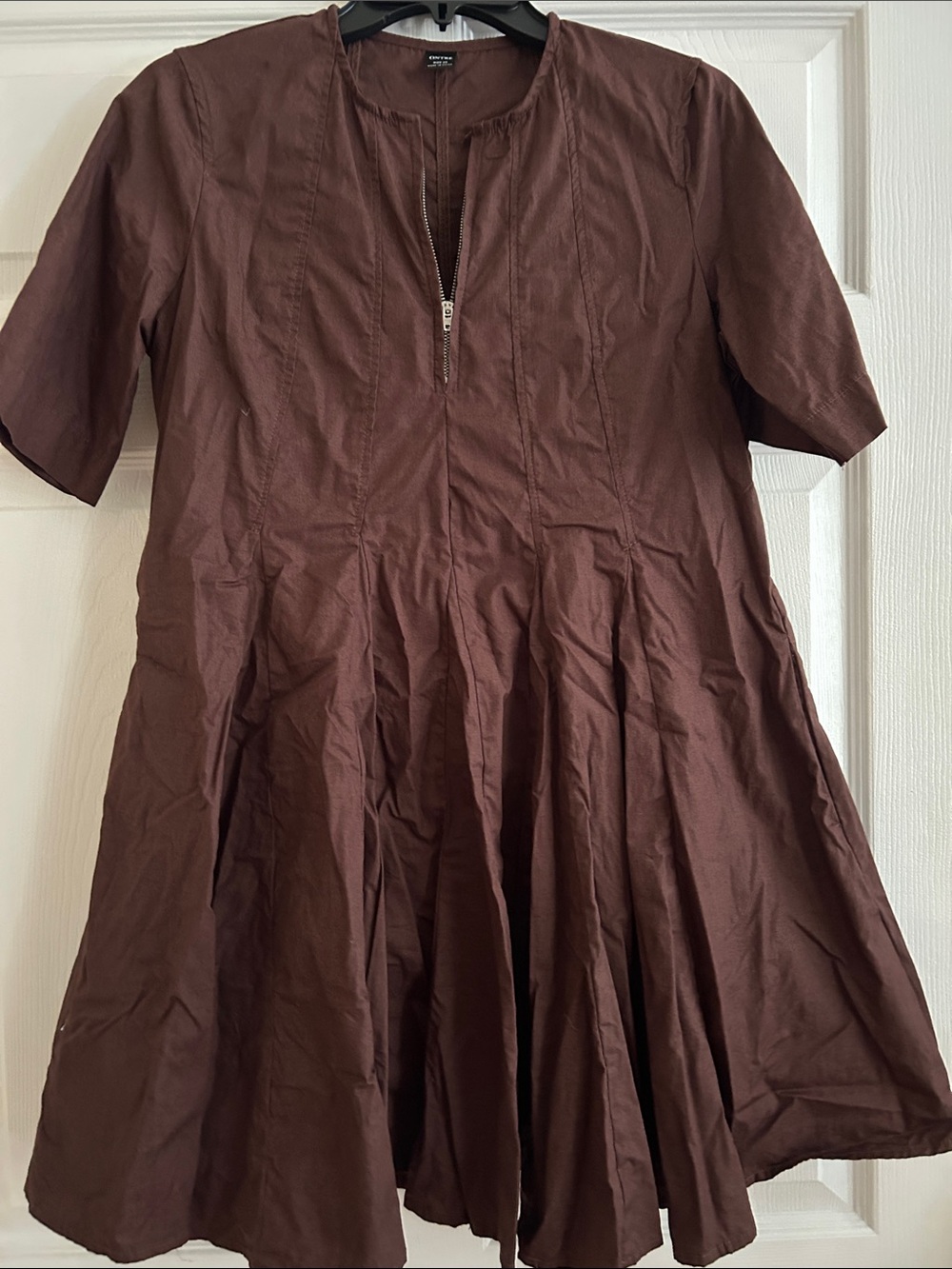 Women’s Brown Short-Sleeve Mini Dress with Front Zip